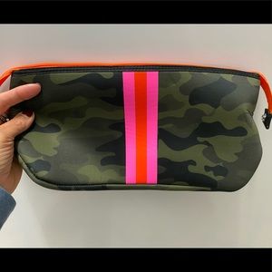 New Haute Shore Neoprene Bag